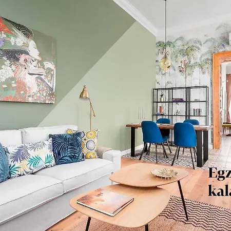 Urban Jungle For Real Treasure Seekers Apartament *