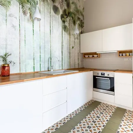 Urban Jungle For Real Treasure Seekers